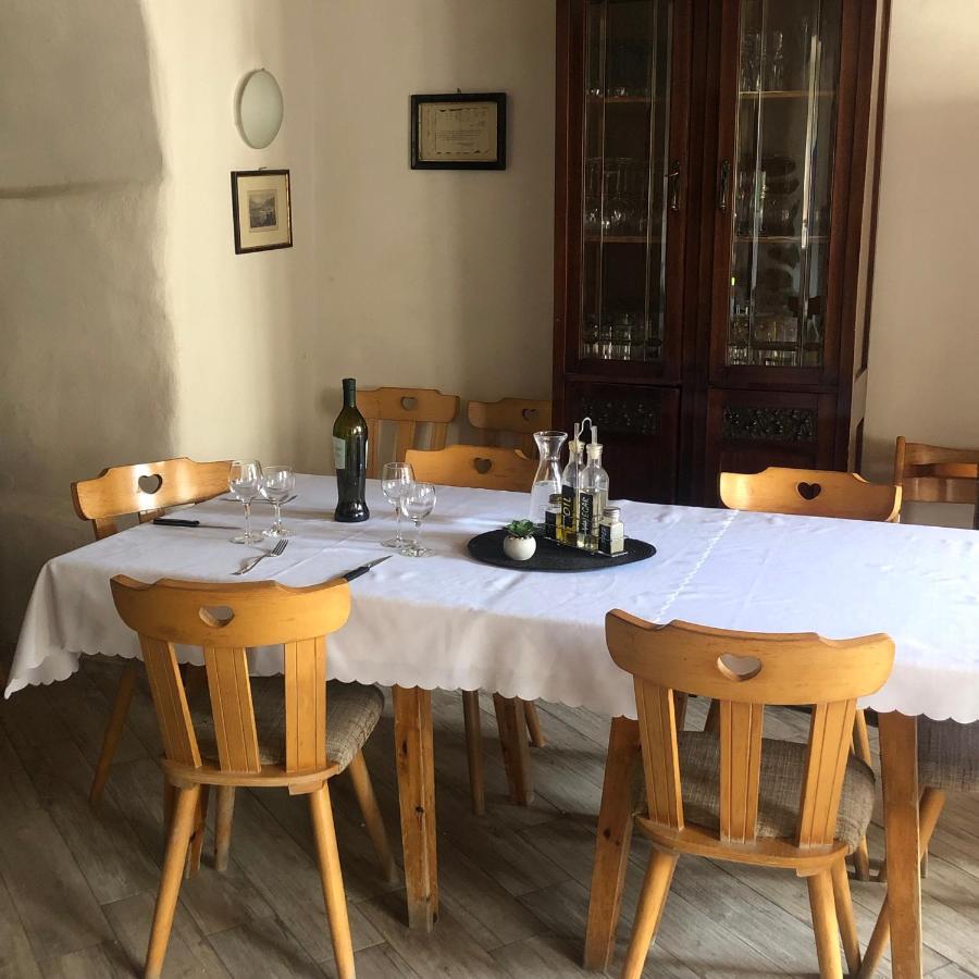 Agropobitzer Villa Malles Venosta Ngoại thất bức ảnh